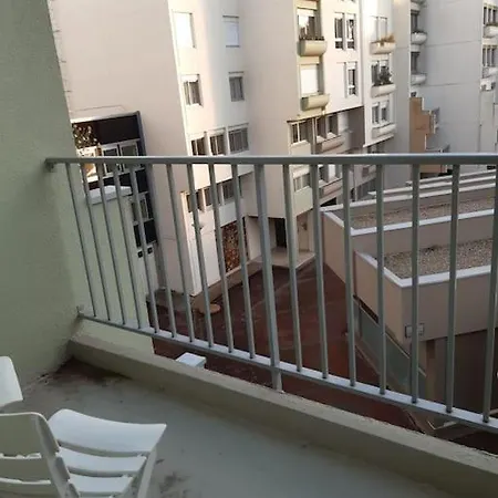 Studio Tout Equipe, De De Apartment *